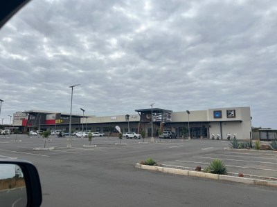 Toro Junction Mall