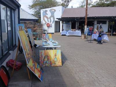 Thapong Arts