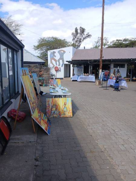 Thapong Arts