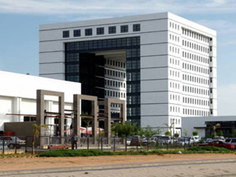 Square Mall