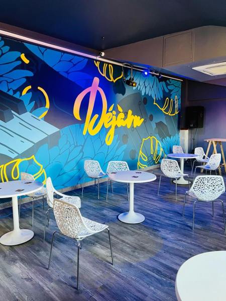 Déjàvu Lounge CBD