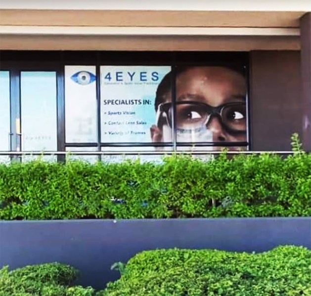 4 Eyes Optometrist (Private)