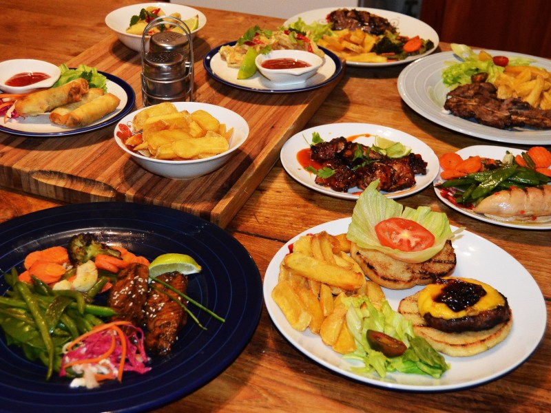 Crocodile Pools Resort Restaurant
