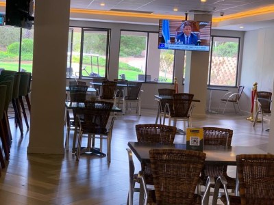 19th Hole Pub