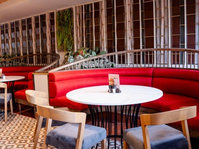 News Cafe