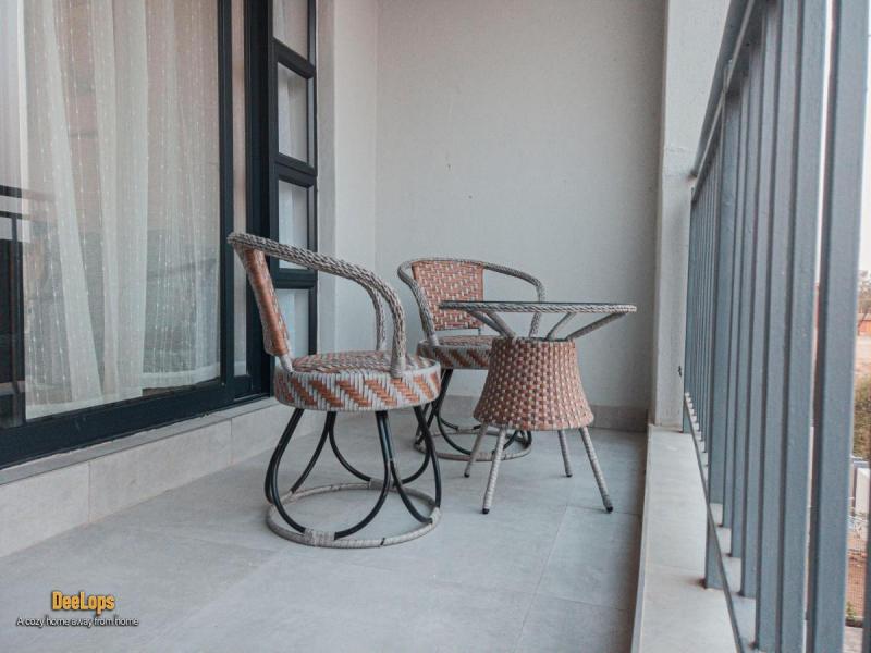 DeeLops Apartment 304 @Sarona City - from BWP 1500