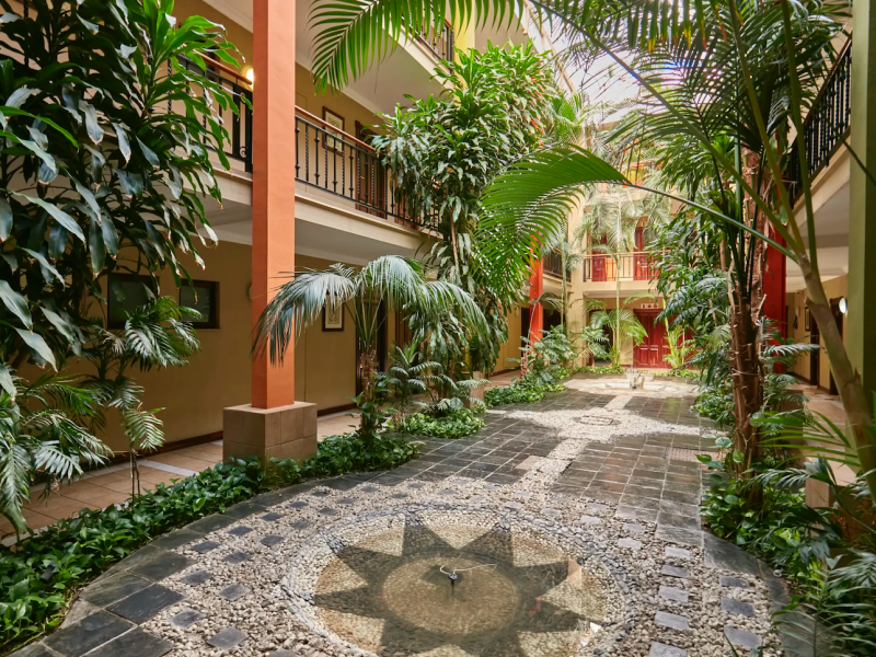 Peermont Mondior Hotel - Price from BWP 2,750