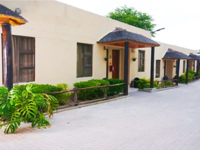 Etang Guest House - from BWP 570