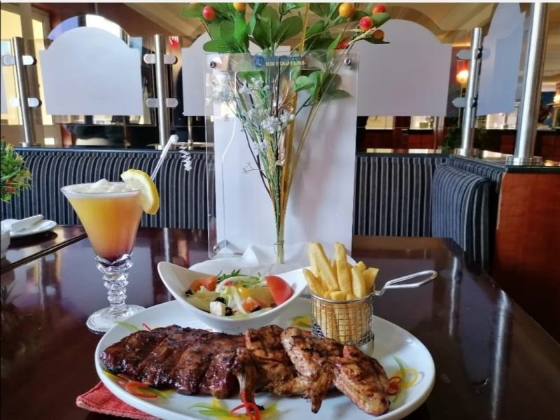 Majestic Five Hotel Restaurant