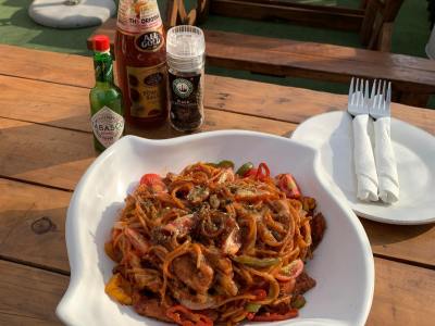 D'Nest Bar & Grill