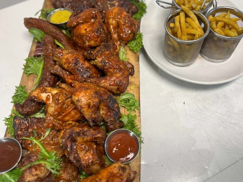 D'Nest Bar & Grill