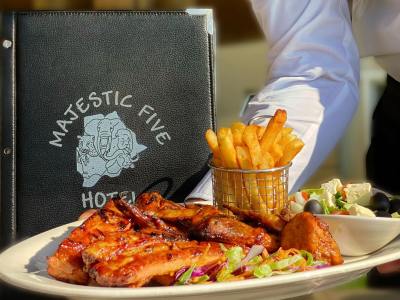 Majestic Five Hotel Restaurant