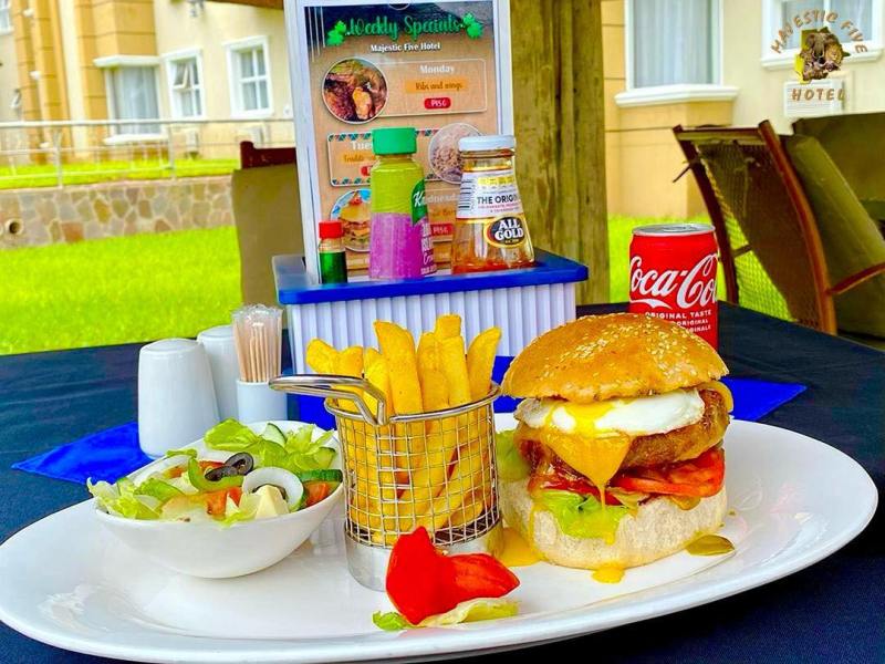 Majestic Five Hotel Restaurant