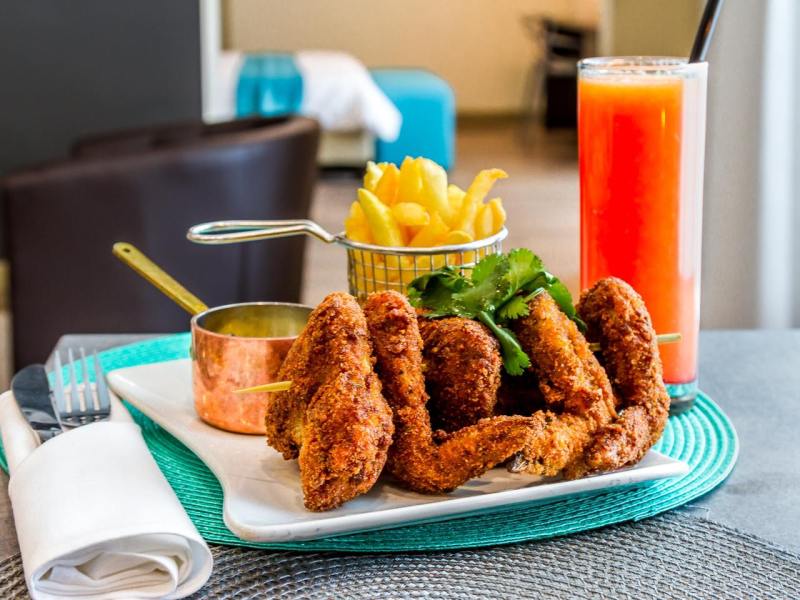 Carlito's Café