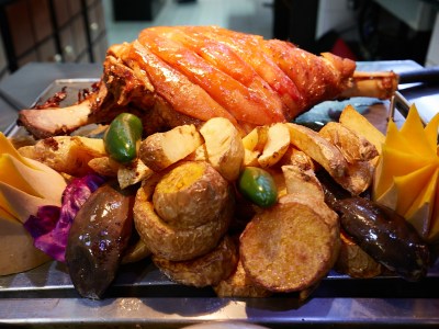 Majestic Five Hotel Restaurant