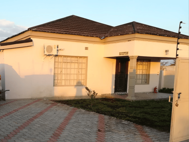 Lee Land Guest House - from BWP 400