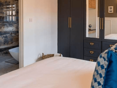 Almond Pine Luxury Villa - from BWP 1000