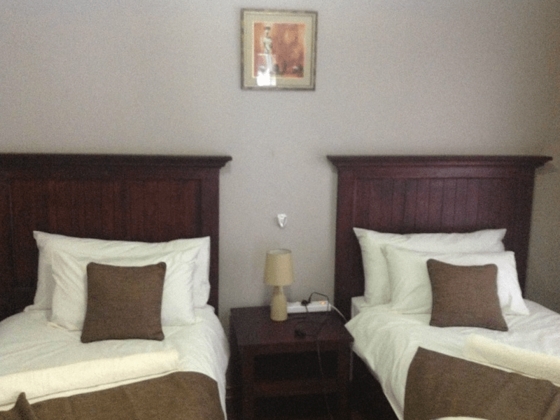 Senthaga Guest House & Safaris - from BWP 500