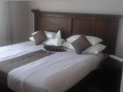 Senthaga Guest House & Safaris - from BWP 500
