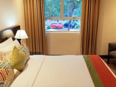 Cresta Lodge - from BWP 1200