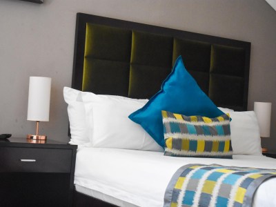 Triple Palms Bed and Breakfast - from BWP 450