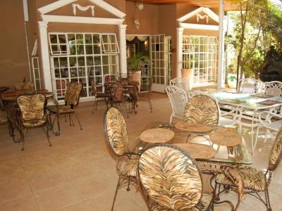 Falcon Crest Suites - from BWP 700