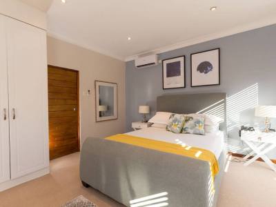 The Studio Guest House - from BWP 500