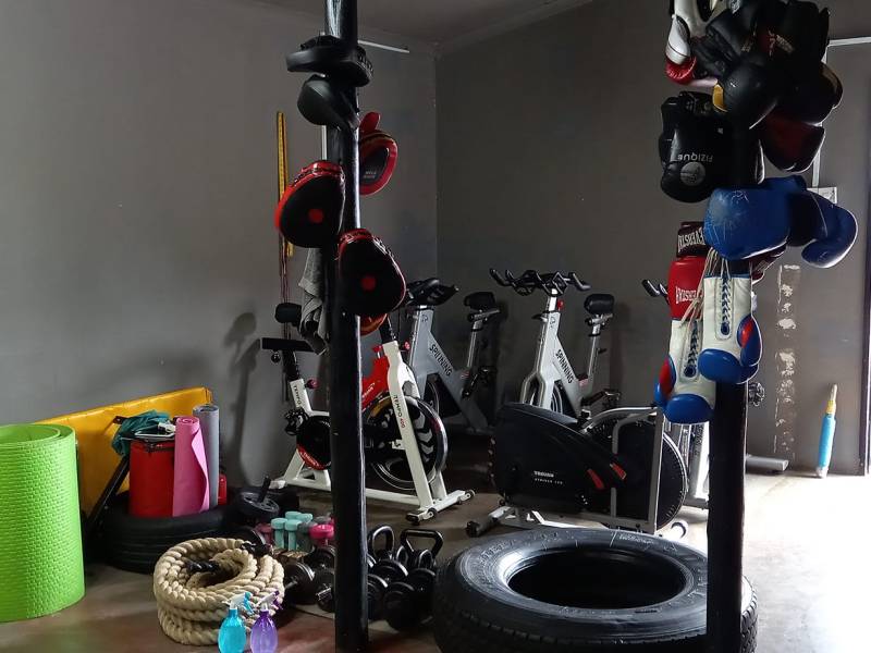 Kenny Hit Boxing Gym