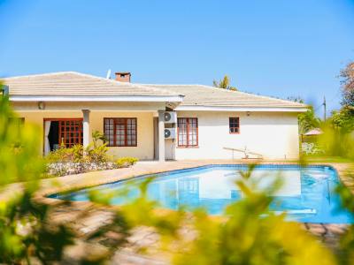 Green Lagoon Guesthouse - from BWP 550