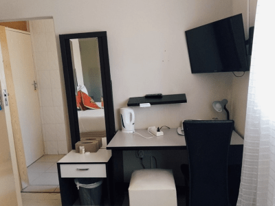 Serurubele Guesthouse - from BWP 300