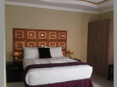 Over the Moon Guest House - from BWP 450