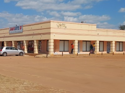 Maitengwe Saverite Supermarket