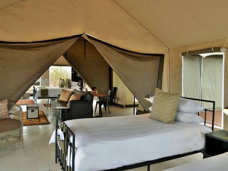 Nogatsaa Pans Chobe Lodge - from BWP 7500