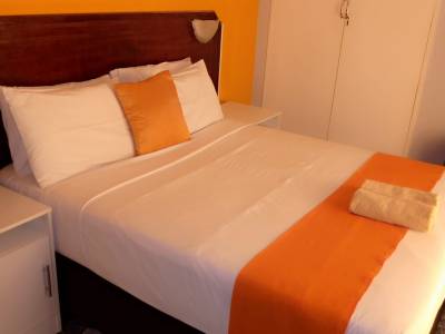 Wagon Wheels Lodge - from BWP 300