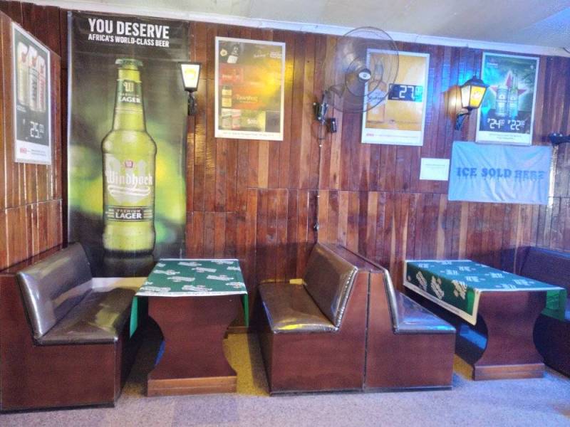 Mokoro Bar
